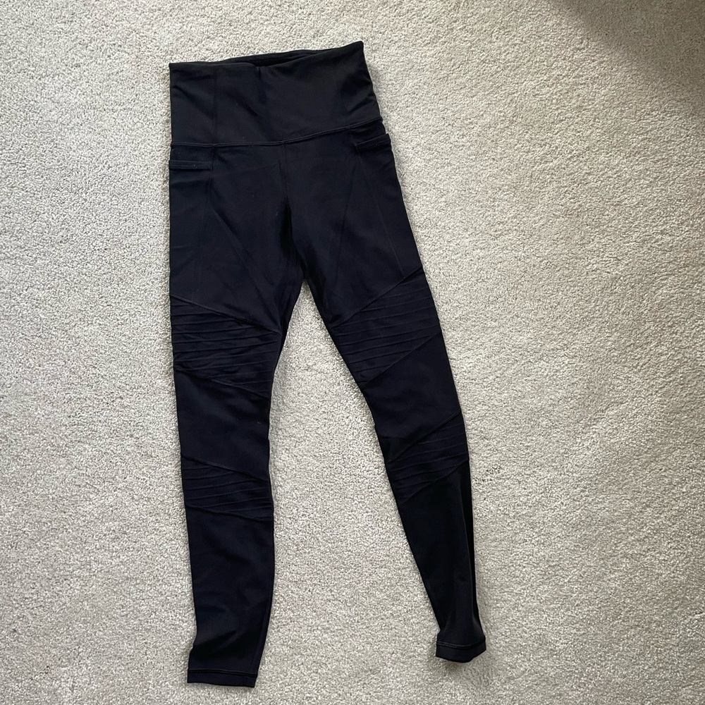Athleta inclination moto tight size XS